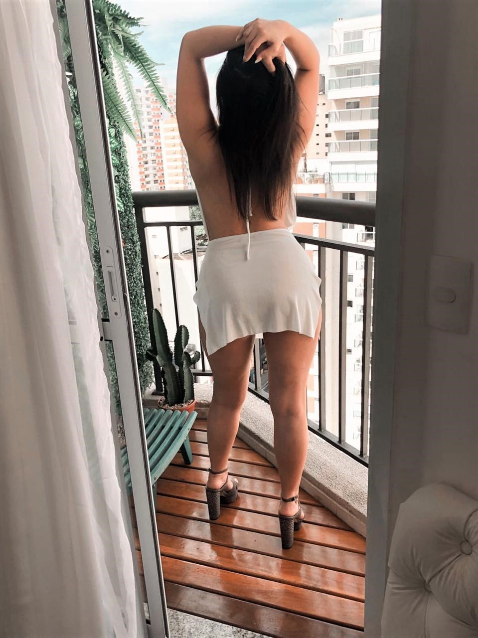 Vestido Curto Sexy Frente Única Decote Profundo Costas Nuas Balada Festa Ropahrara