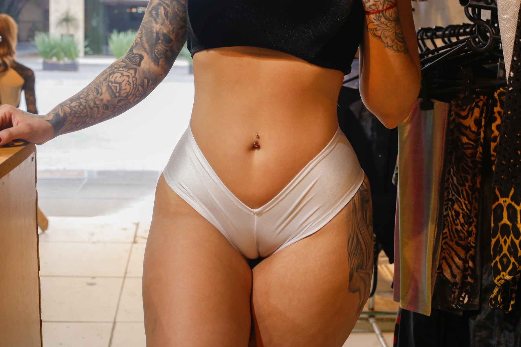 Micro Shorts Lycra Mulher Curto Promoção 2656 Ropahrara